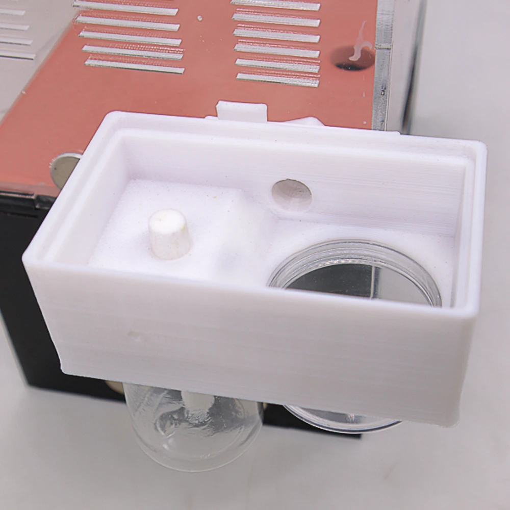 Ant Drinking Bowl And Water Feeder Set Ant Farm All-in-one Water Feeder Ant Nest House External Trash Area Pet Accessories - Image 4
