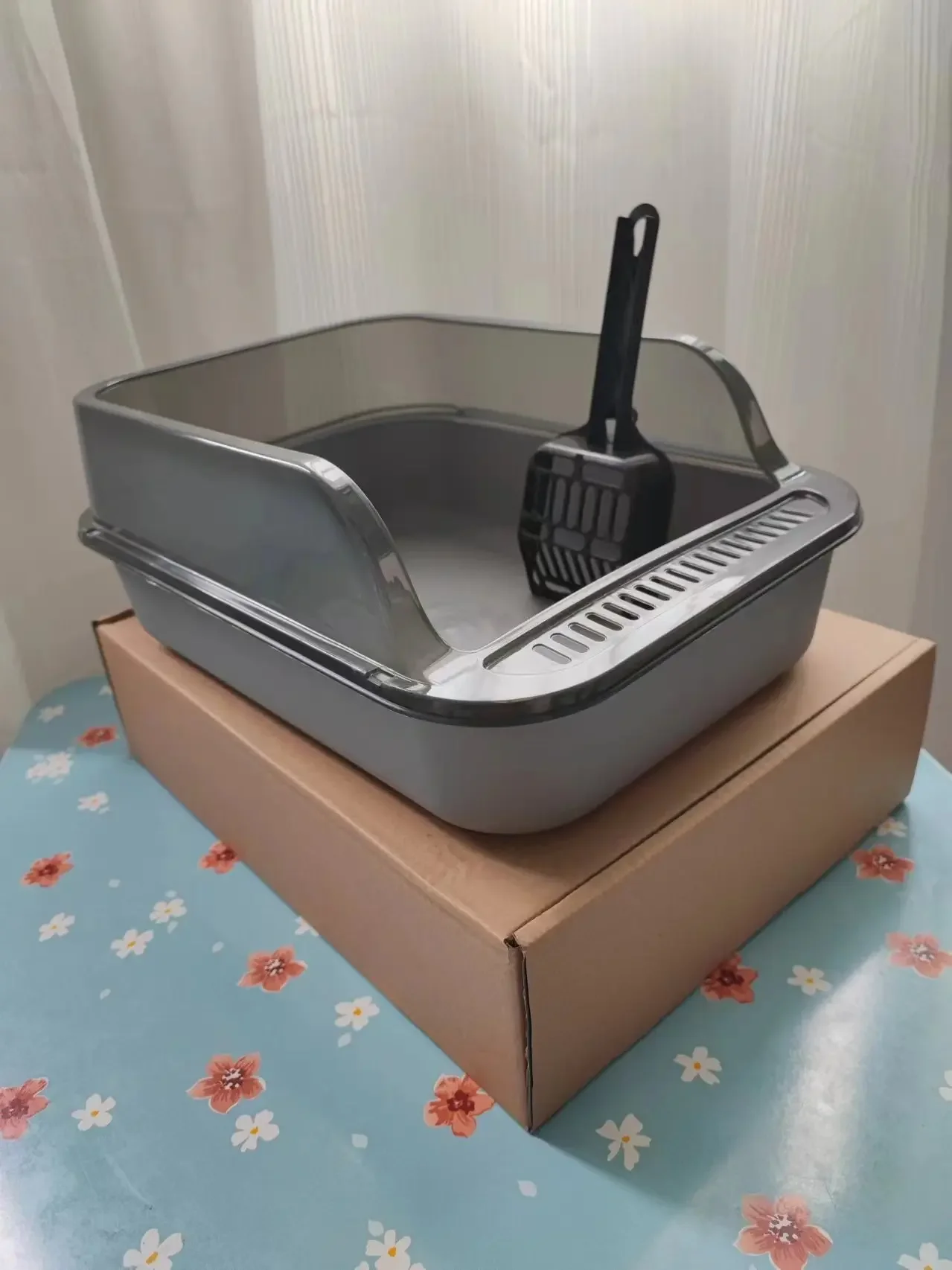 Cat Litter Box Set Large Fence Semi Enclosed Cat Litter Box Thickened Cat Toilet with Cat Litter Scoop Pet Supplies Cat Litter - Image 7